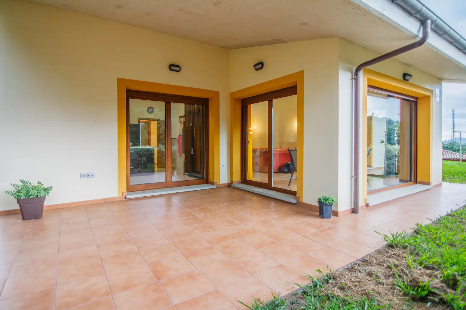 Terrassa de Casa o xalet en venda en Ribadesella amb Calefacció, Jardí privat i Terrassa