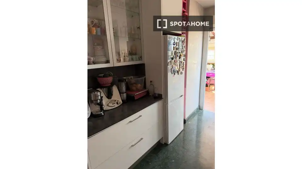 Kitchen of Flat for share in Leganés  with Air Conditioner, Heating and Furnished