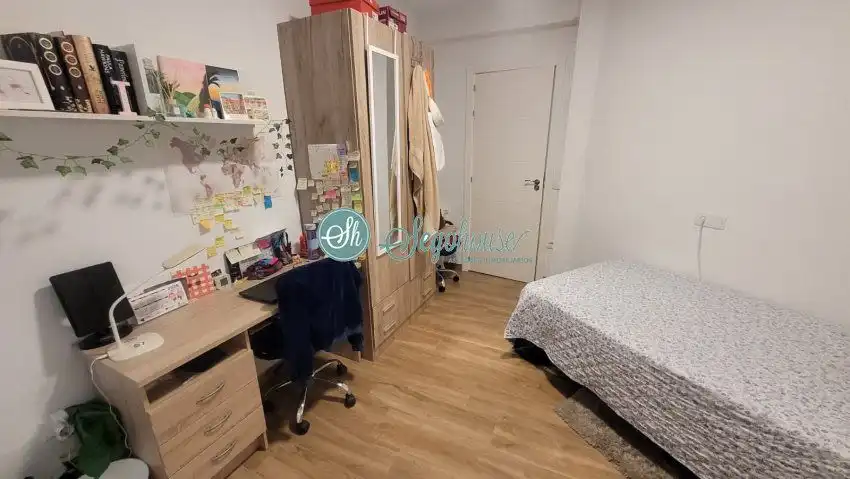Habitación de Piso de alquiler en Segovia con Calefacción, Terraza y Amueblado