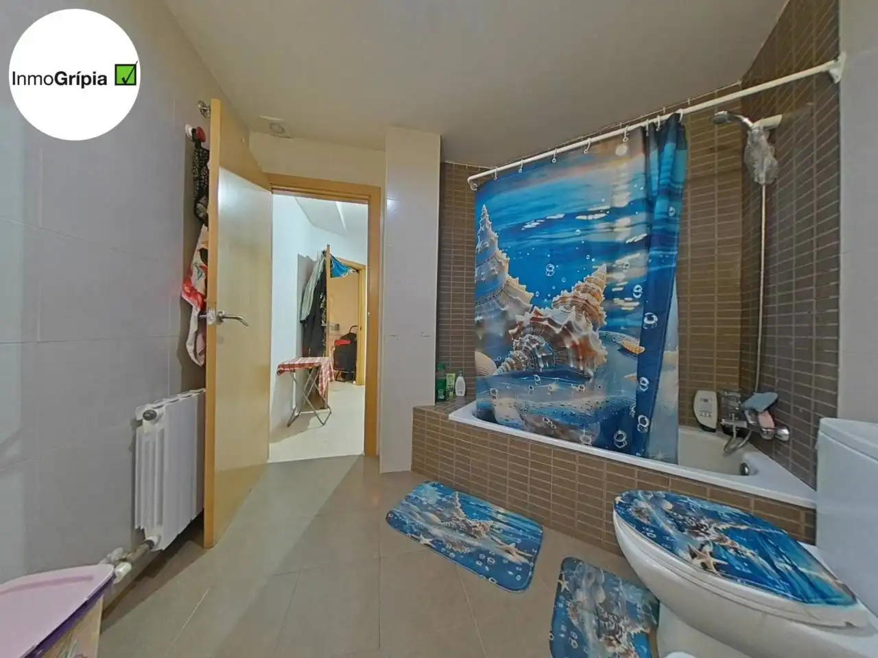 Badezimmer von Wohnung zum Verkauf in Terrassa mit Heizung und Terrasse