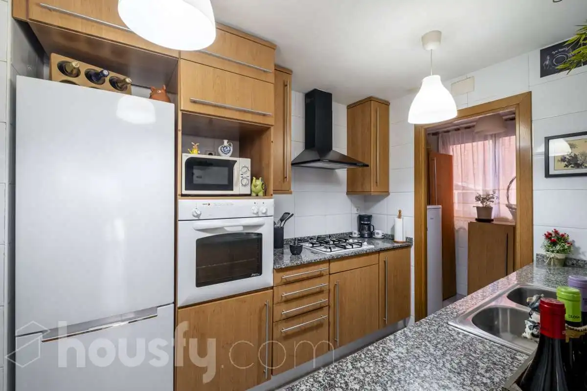 Appartamento con terrazza in vendita a Plaça Maria Manent ., imagen 12