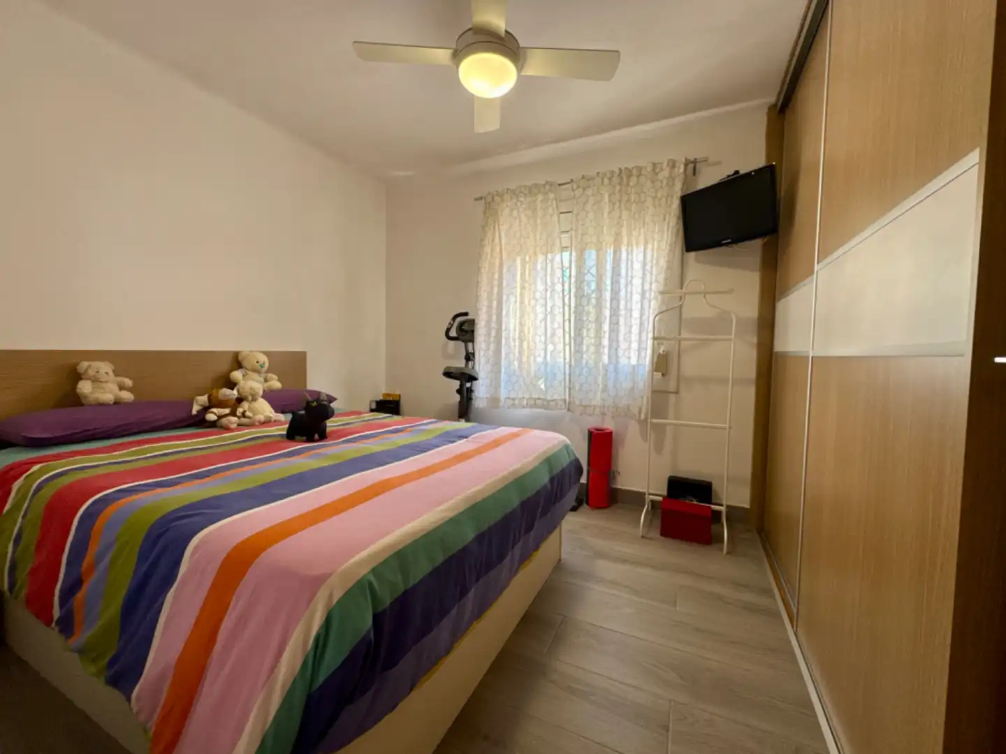 Habitación de Planta baja en venta en Sant Boi de Llobregat con Aire acondicionado y Balcón