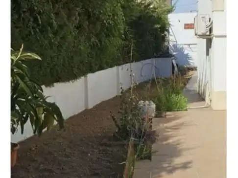 Casa amb jardí en venda a Escipions 4, imagen 3