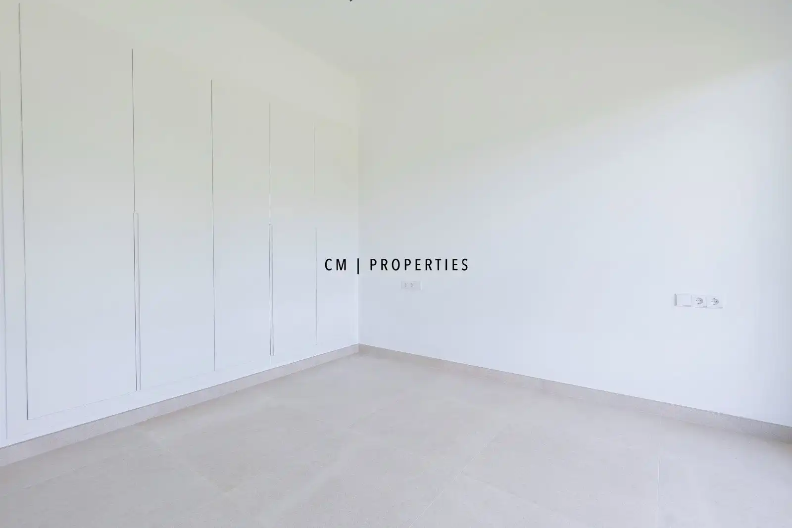 Habitación de Casa adosada en venta en Chiva con Aire acondicionado, Calefacción y Jardín privado