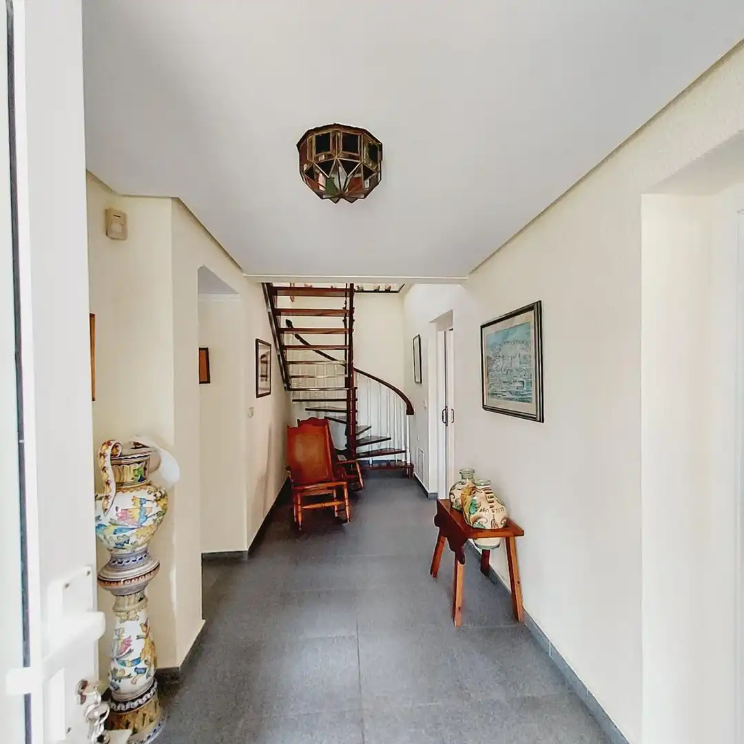 Casa o xalet en venda en Orihuela amb Terrassa, Traster i Piscina