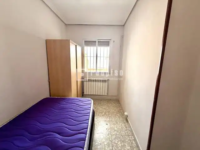 Dormitori de Pis en venda en Madrid amb Aire condicionat, Calefacció i Terrassa