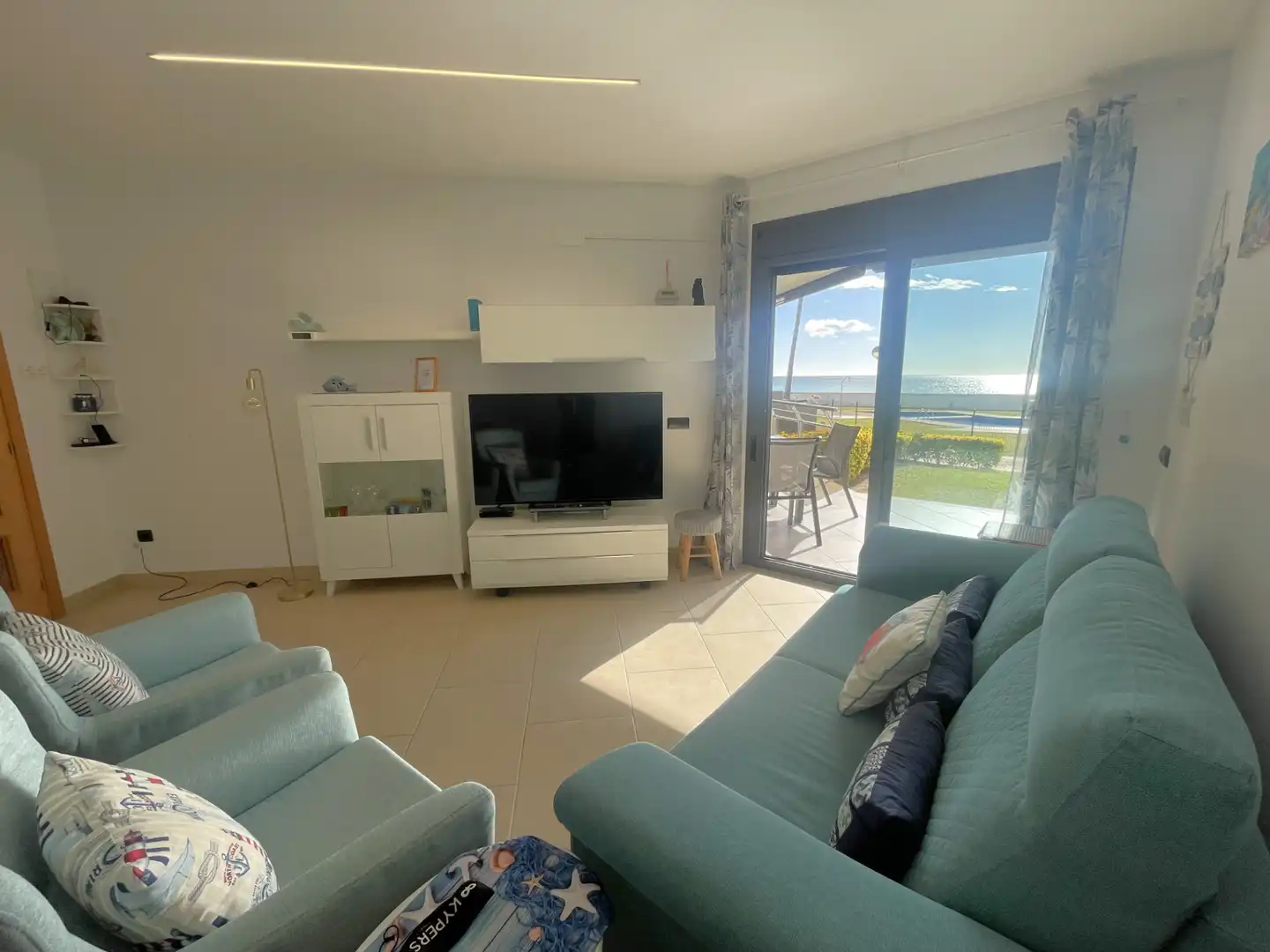 Sala d'estar de Pis en venda en Mont-roig del Camp amb Aire condicionat, Calefacció i Jardí privat