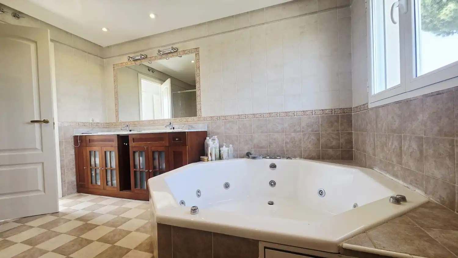 Bany de Casa o xalet de lloguer en Algete amb Calefacció, Terrassa i Traster