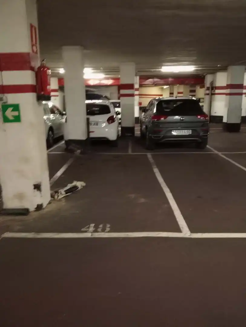 Parking de Garaje en venta en Bilbao  con Alarma