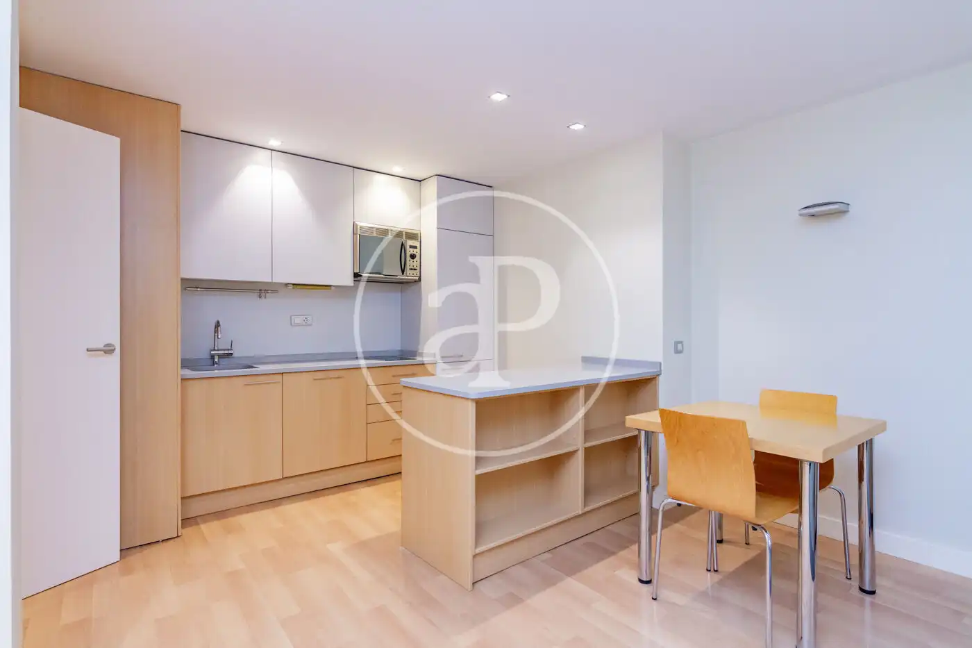 Küche von Wohnung zur Miete in Madrid mit Klimaanlage, Heizung und Möbliert