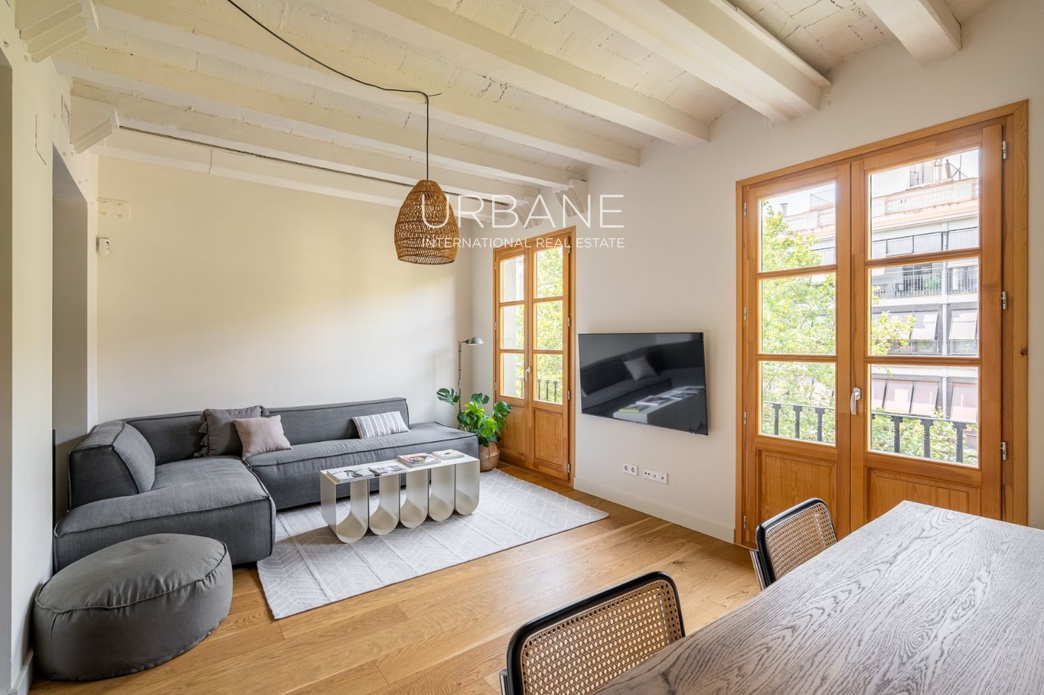 Living room of Flat to rent in  Barcelona Capital  with Air Conditioner, Heating and Terrace
