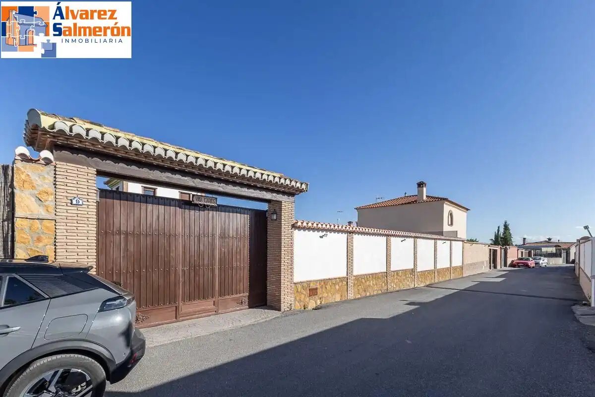 Exterior view of Houses for sale in Albolote  with Air Conditioner, Heating and Private garden