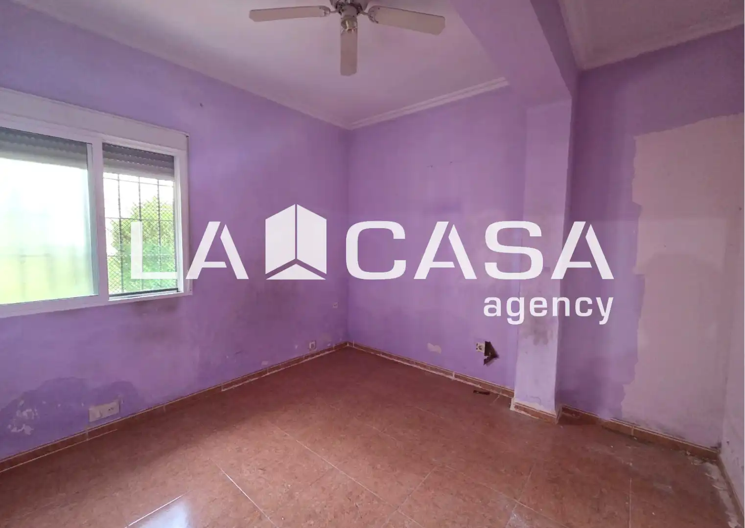 Ground floor for sale in Sevilla