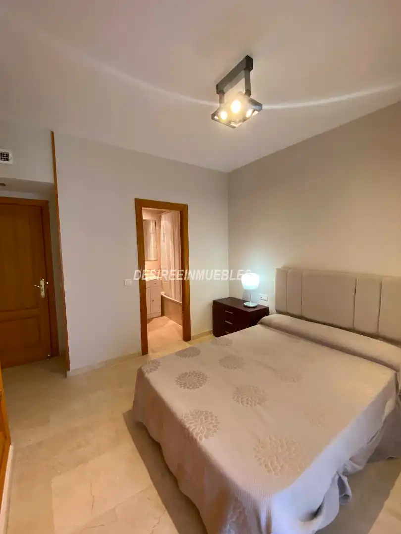 Bedroom of Flat for rent in Valencia  with Air Conditioner, Heating and Terrace