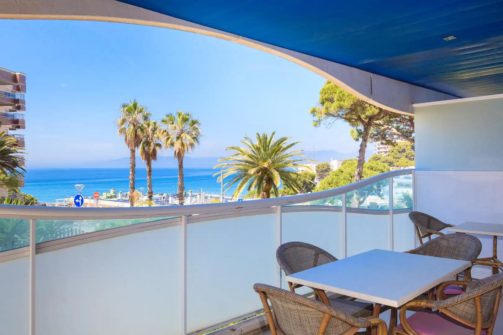 Apartament amb terrassa en venda a de Brussel·les 51