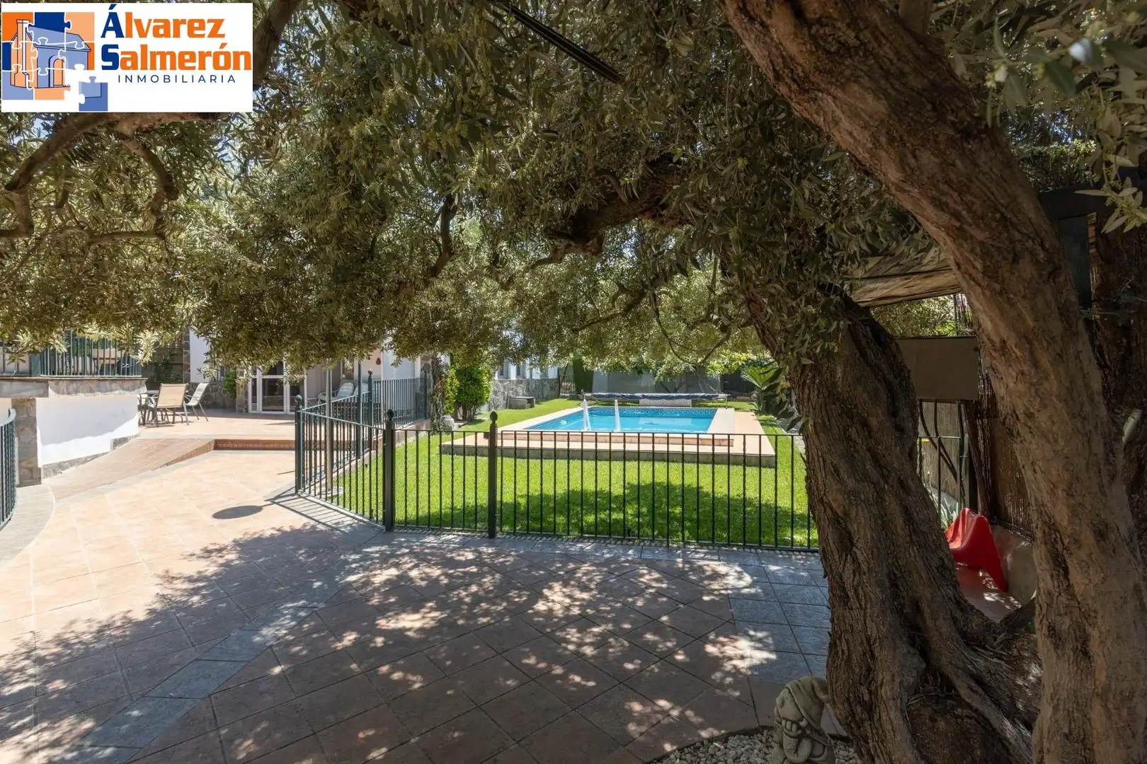 Villa mit Terrasse zum Verkauf in Calle Calle Borgoña, imagen 46