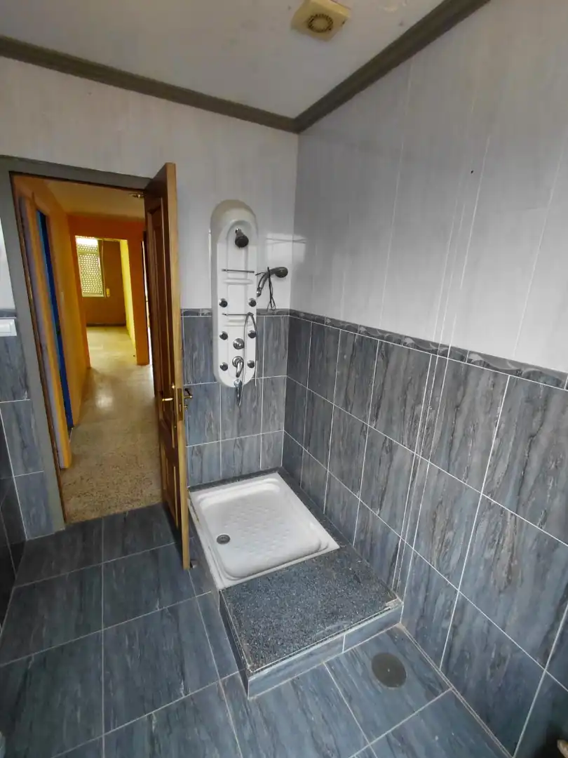 Baño de Casa adosada en venta en Coristanco con Terraza y Trastero