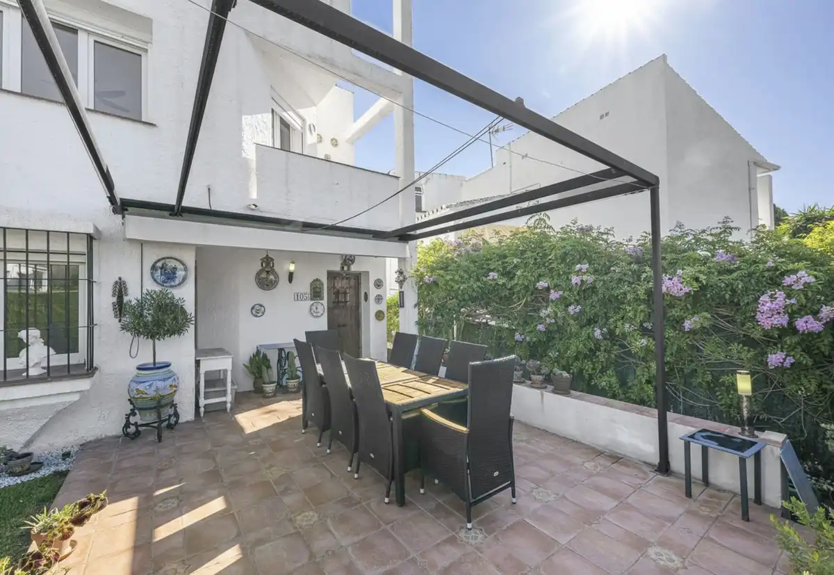 Terraza de Casa o chalet en venta en Manilva con Aire acondicionado, Jardín privado y Piscina comunitaria