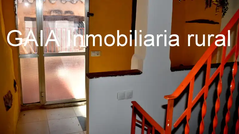 Casa adosada en venda en Maella