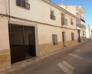 Vista exterior de Finca rústica en venda en Lezuza amb Terrassa