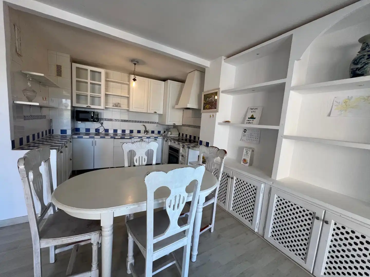 Cocina de Apartamento en venta en Estepona con Aire acondicionado, Terraza y Piscina