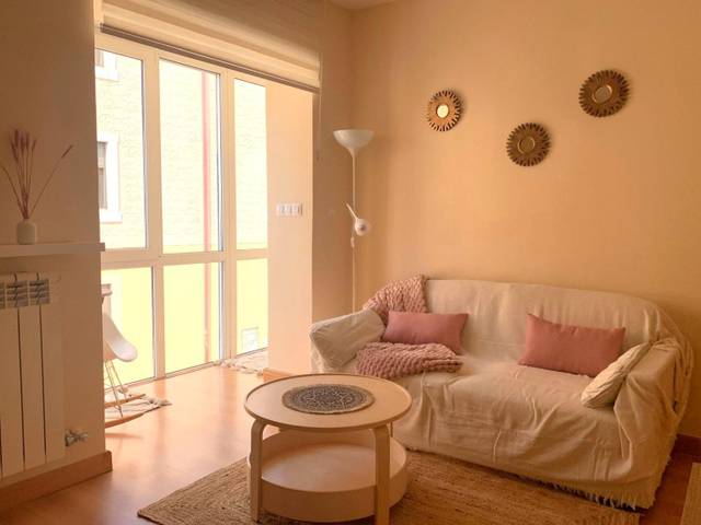 Piso en Alquiler en Calle Empedrada, 15 en Sur