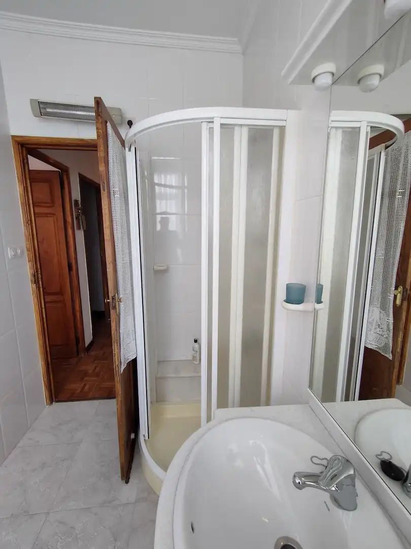 Baño de Casa adosada en venta en Arzúa con Calefacción, Terraza y Trastero