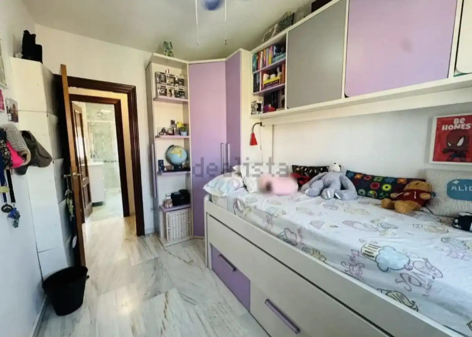 Dormitori de Casa adosada en venda en Ogíjares amb Aire condicionat