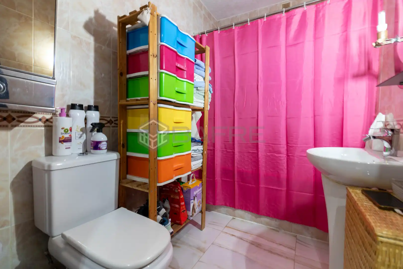Bathroom of Houses for sale in Madrid  with Air Conditioner, Heating and Private garden