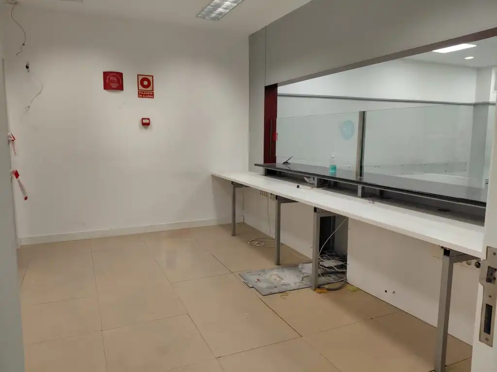 Local comercial en venda a Avenida Carolina Coronado, imagen 8