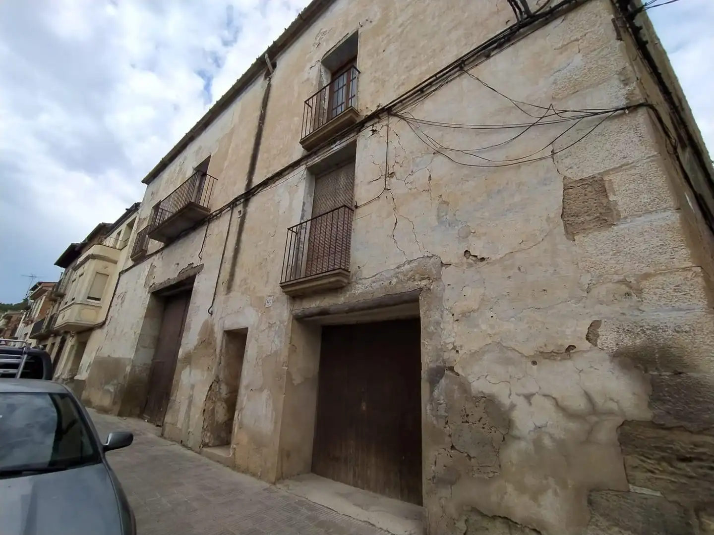 Casa rústica amb terrassa en venda a Calaceite