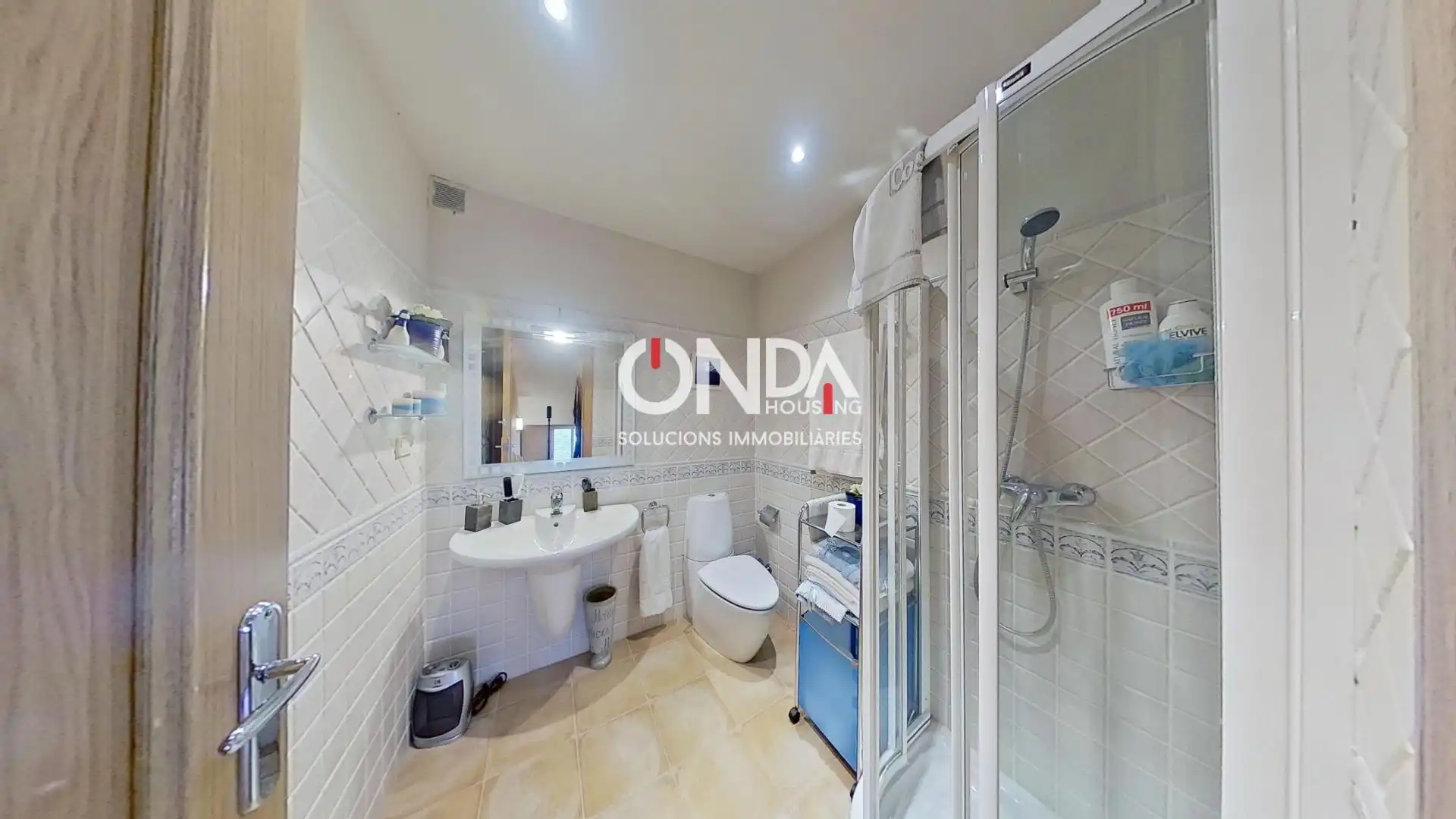 Baño de Casa adosada en venta en Tremp con Calefacción, Terraza y Trastero