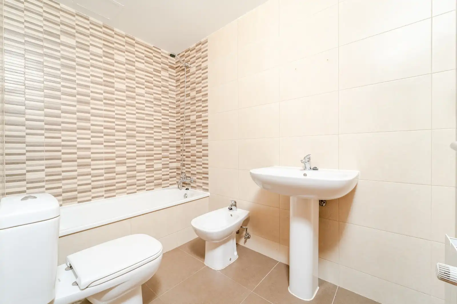 Flat for rent in LINA ODENA, 3, Buenavista