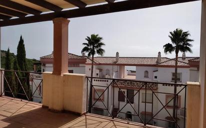 Exterior view of Flat for sale in La Alcaidesa  with Swimming Pool