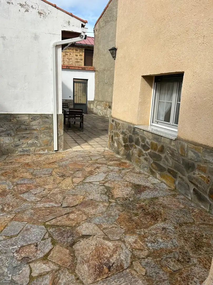 Terrassa de Casa o xalet en venda en Ayoó de Vidriales amb Calefacció i Terrassa