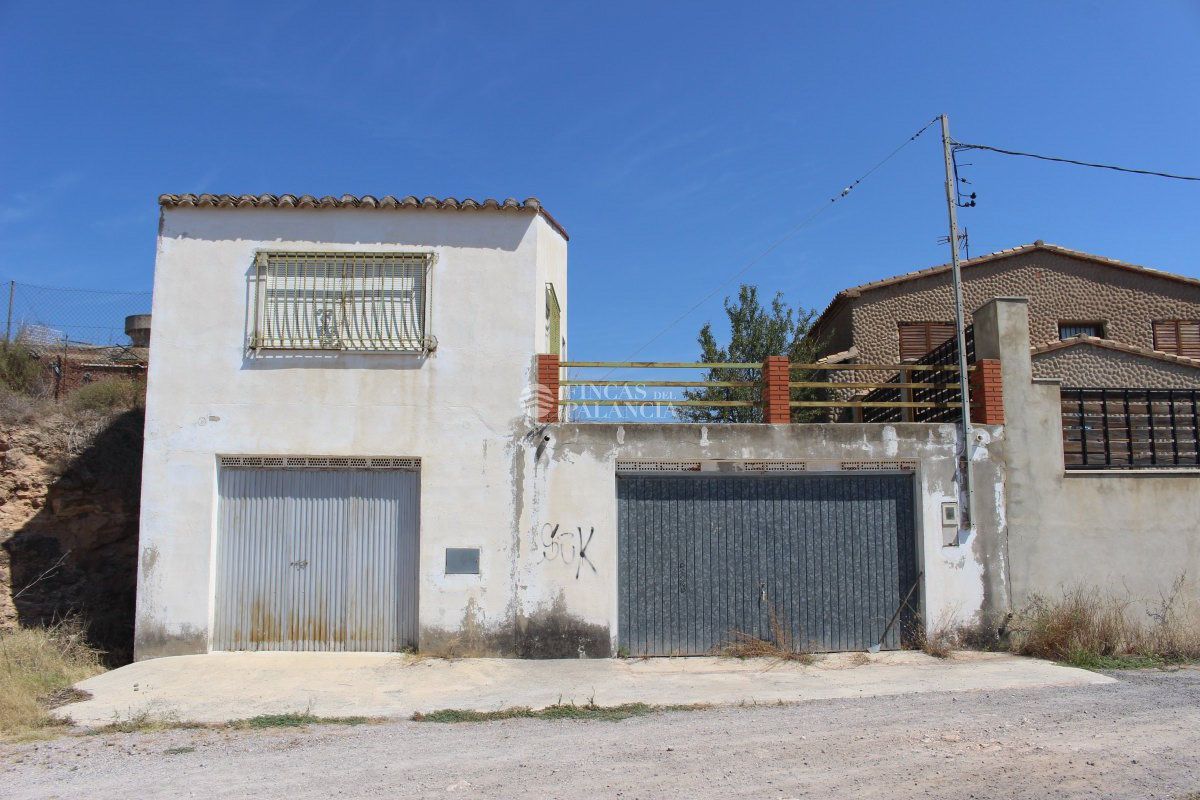 Vista exterior de Garatge en venda en Soneja