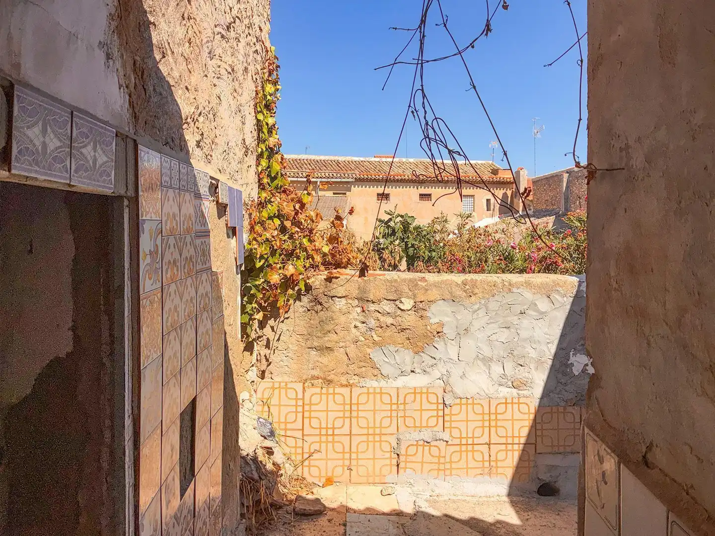 Exterior view of Houses for sale in Tobarra