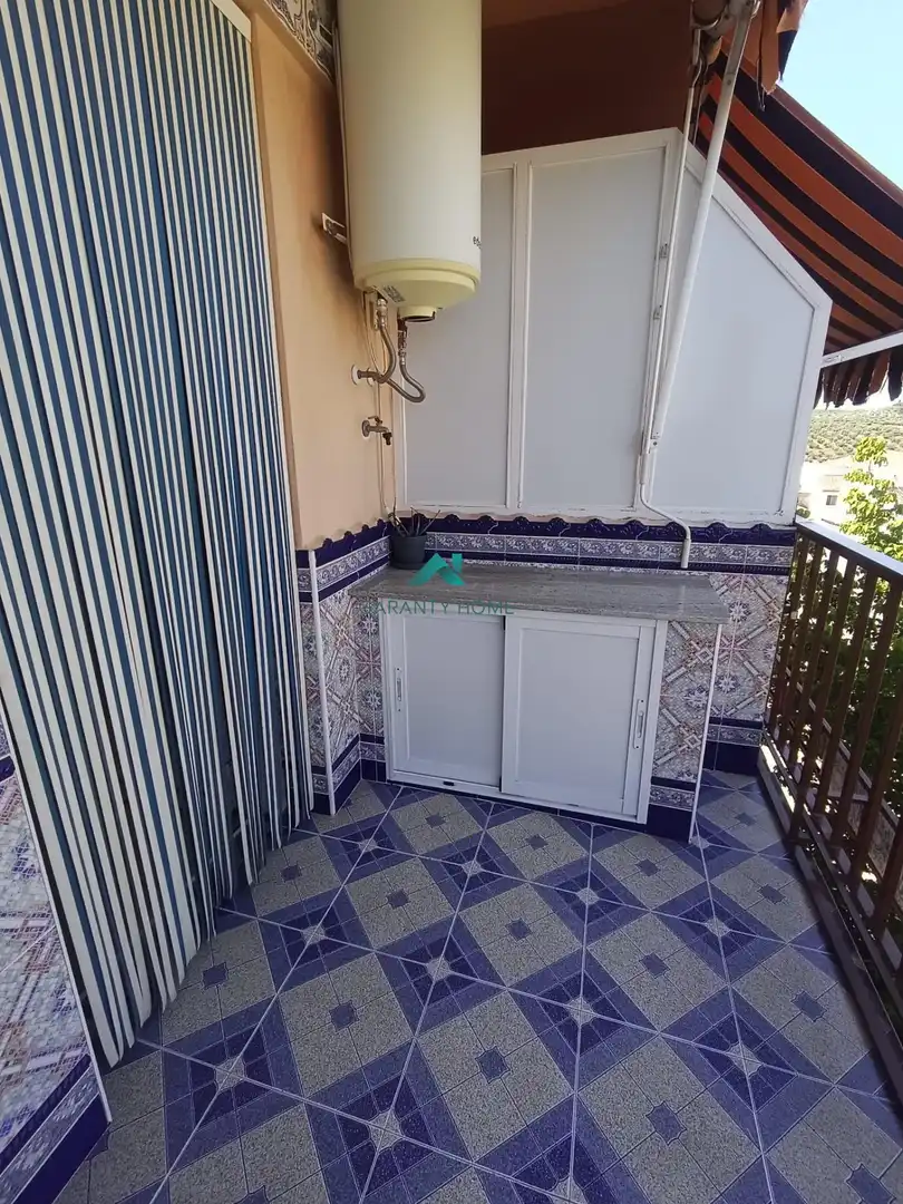 Badezimmer von Wohnung zum Verkauf in Torredonjimeno mit Klimaanlage, Terrasse und Möbliert