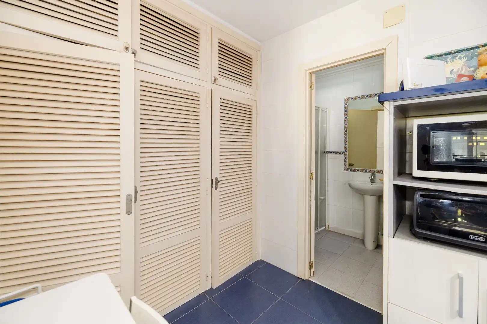 Bathroom of Flat for sale in Málaga  with Air Conditioner, Heating and Terrace