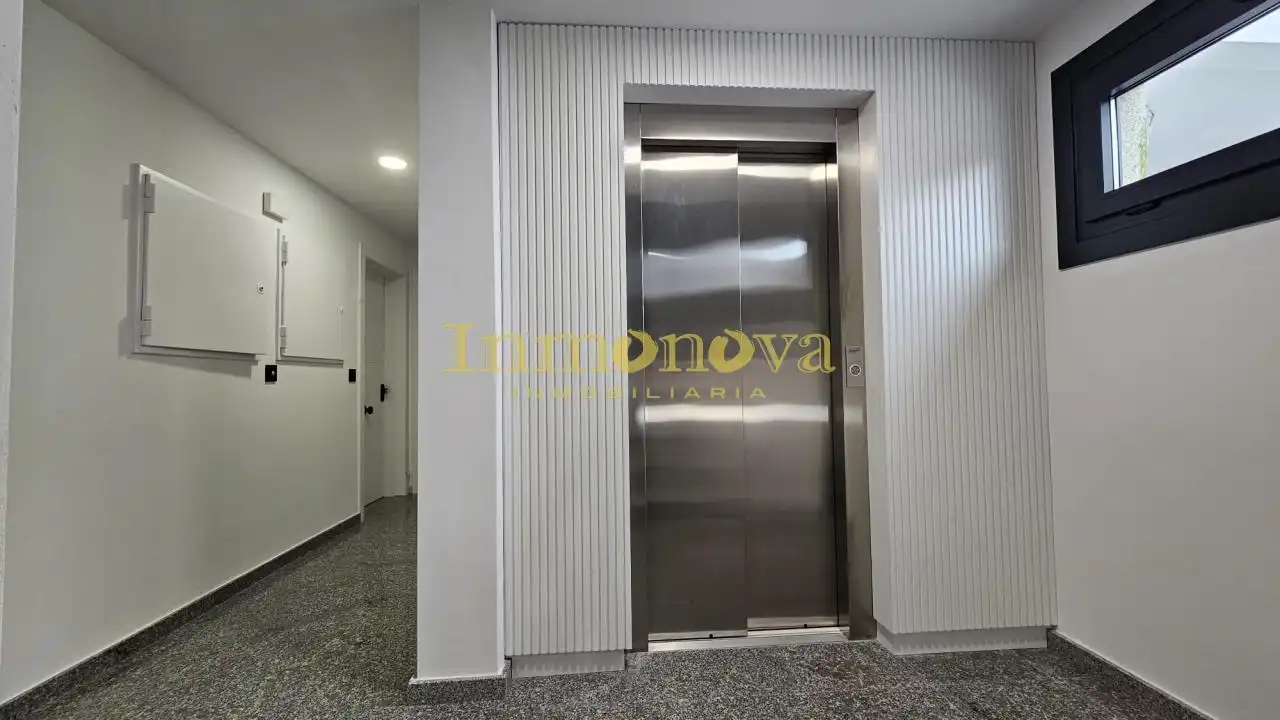 Flat for sale in RUA FRANCISCO LORENZO MARIÑO, 50, Aguiño