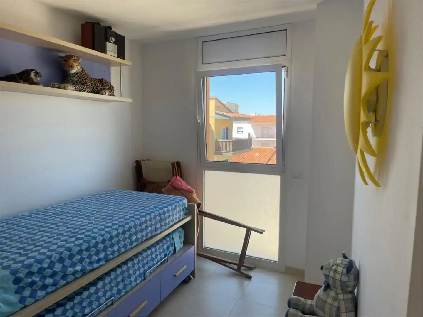 Dormitori de Apartament en venda en L'Escala amb Aire condicionat i Balcó