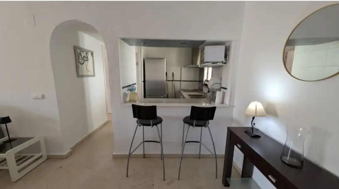 Apartamento con piscina en venta en Torrequebrada, imagen 6