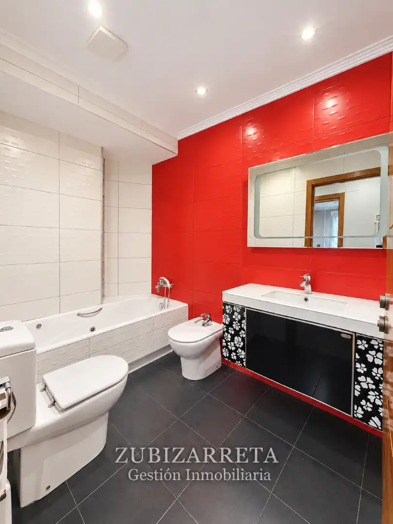 Bathroom of Duplexes for sale in Ermua, Bizkaia