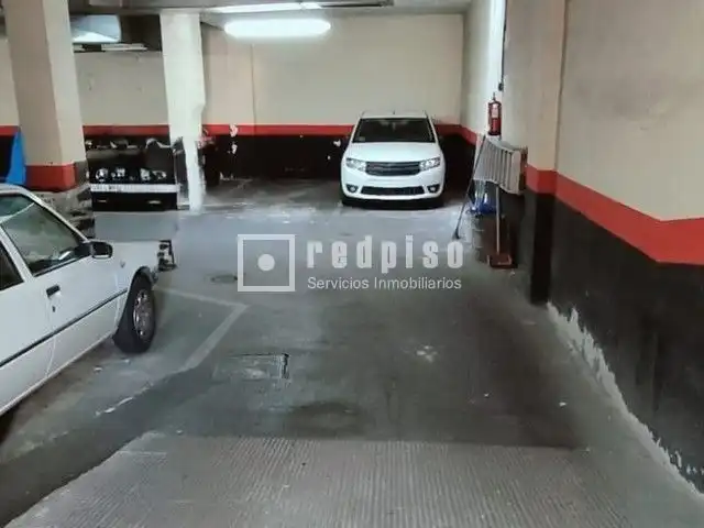 Einzelparkplatz zum Verkauf in Villaverde, imagen 3