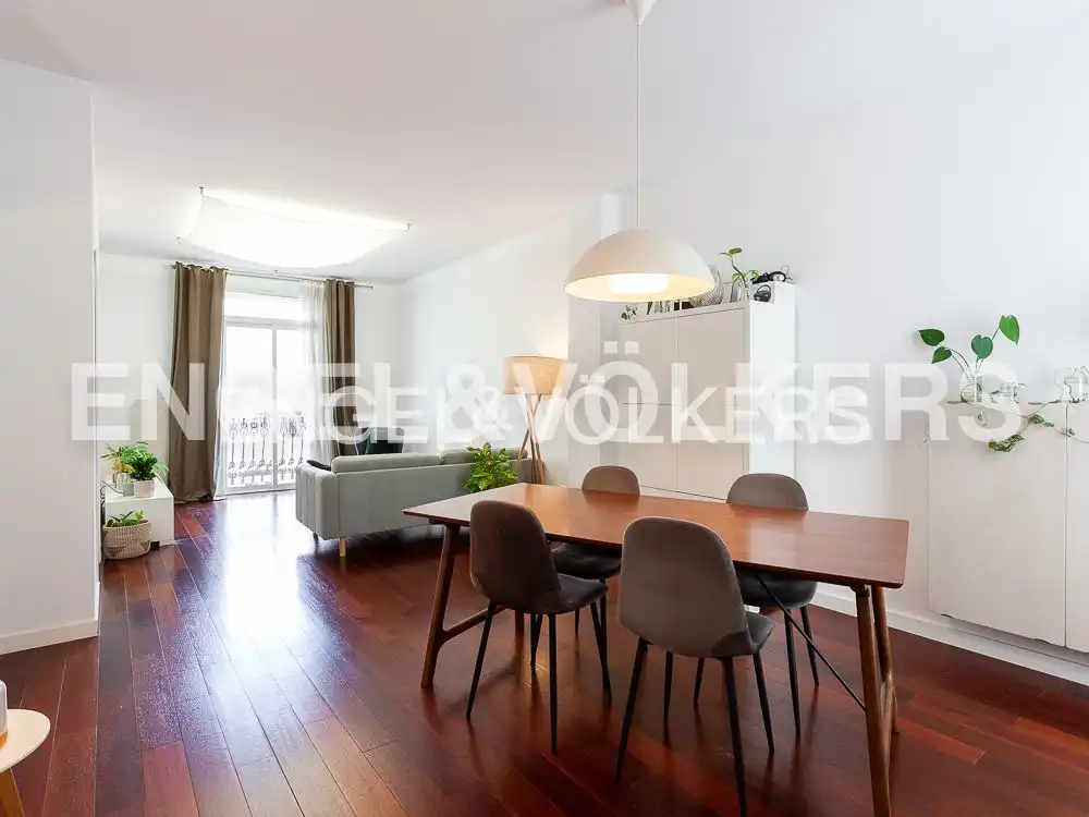 Exterior view of Flat for rent in Valencia  with Air Conditioner, Heating and Parquet flooring