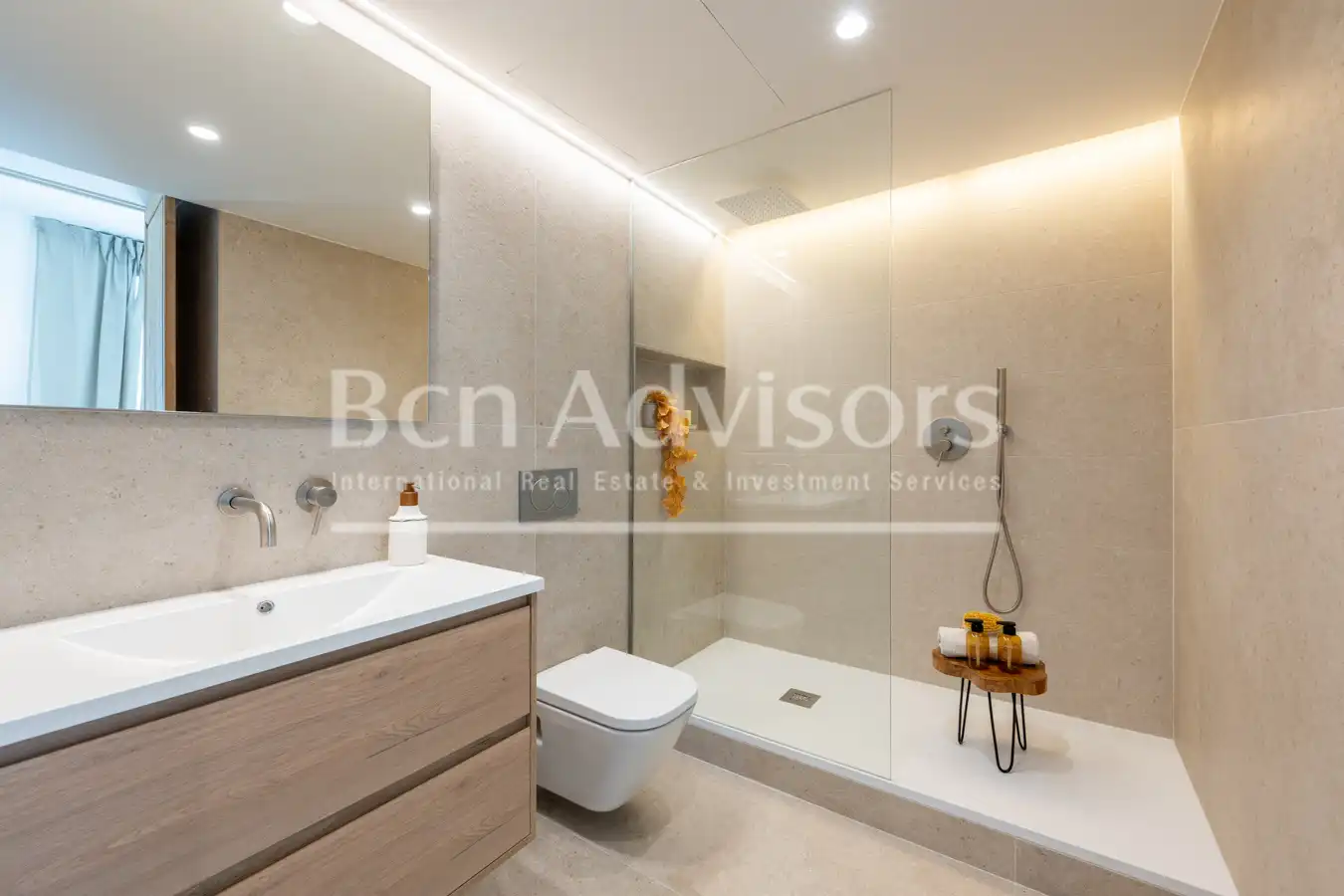 Piso con terraza en venta en Carrer de Girona, imagen 35