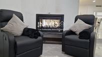 Sala d'estar de Casa o xalet en venda en Mont-roig del Camp amb Aire condicionat, Calefacció i Jardí privat