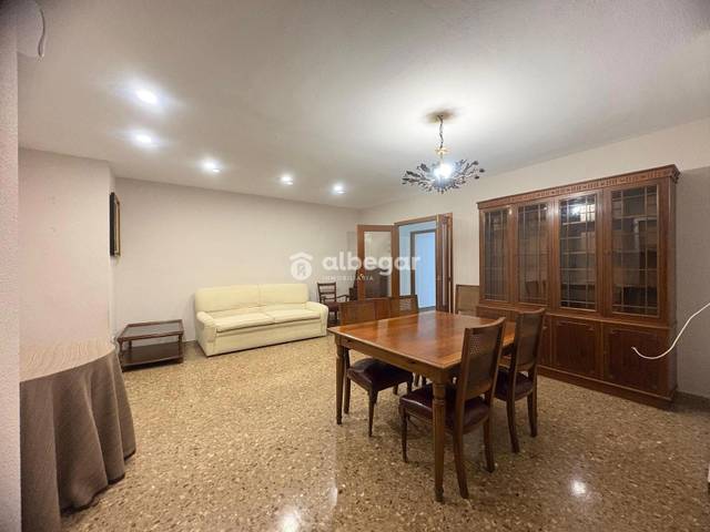 Piso en Alquiler en Alejandra Soler (Mestra) en El Carme