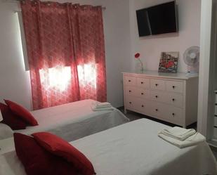 Dormitori de Apartament de lloguer en Arona