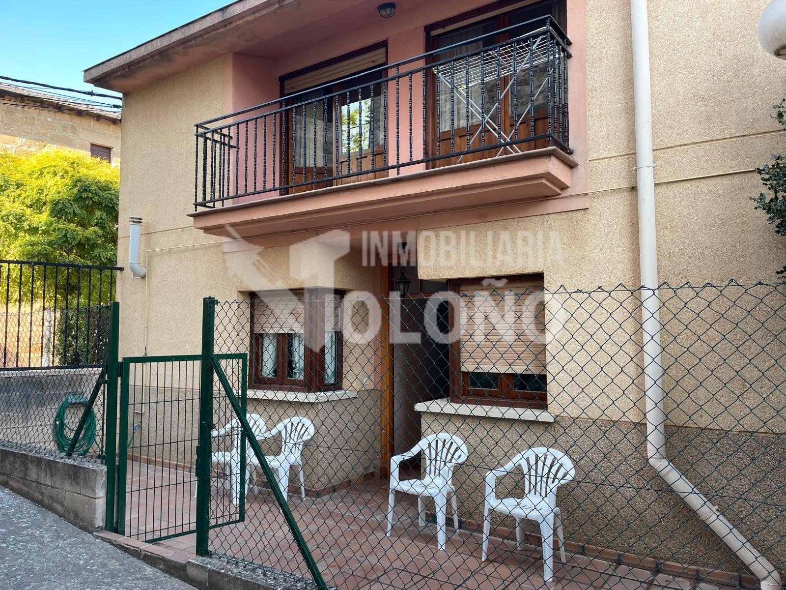 Exterior view of Single-family semi-detached for sale in Briones  with Heating, Parquet flooring and Terrace